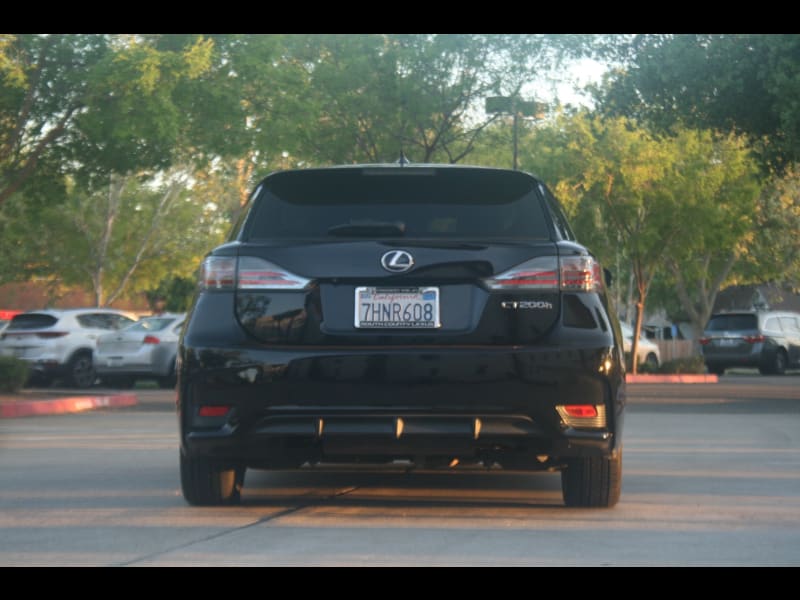 Lexus CT 200h 2014 price $14,999