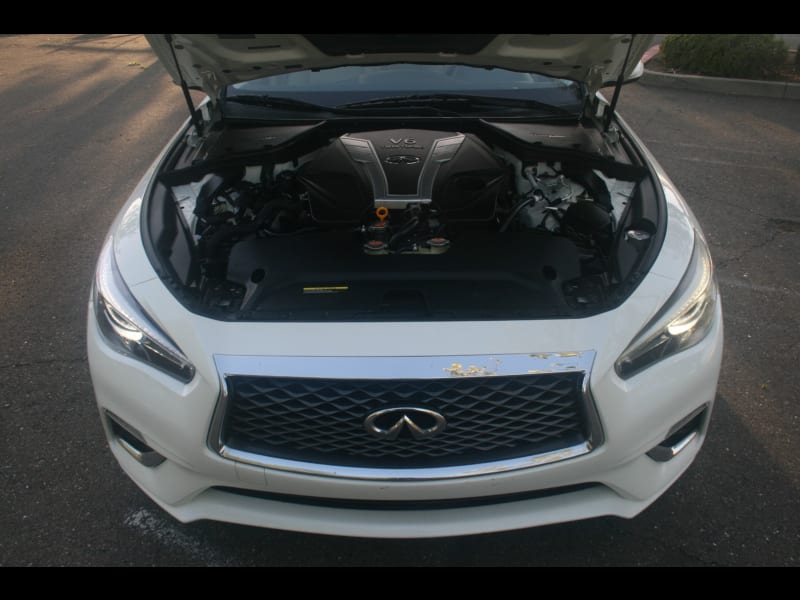 Infiniti Q50 Luxe 2018 price $16,999