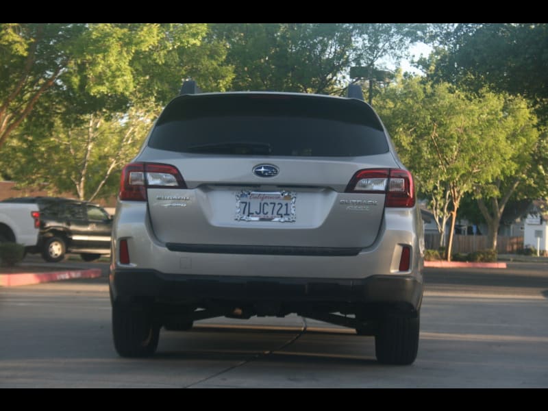 Subaru Outback 2015 price $12,999