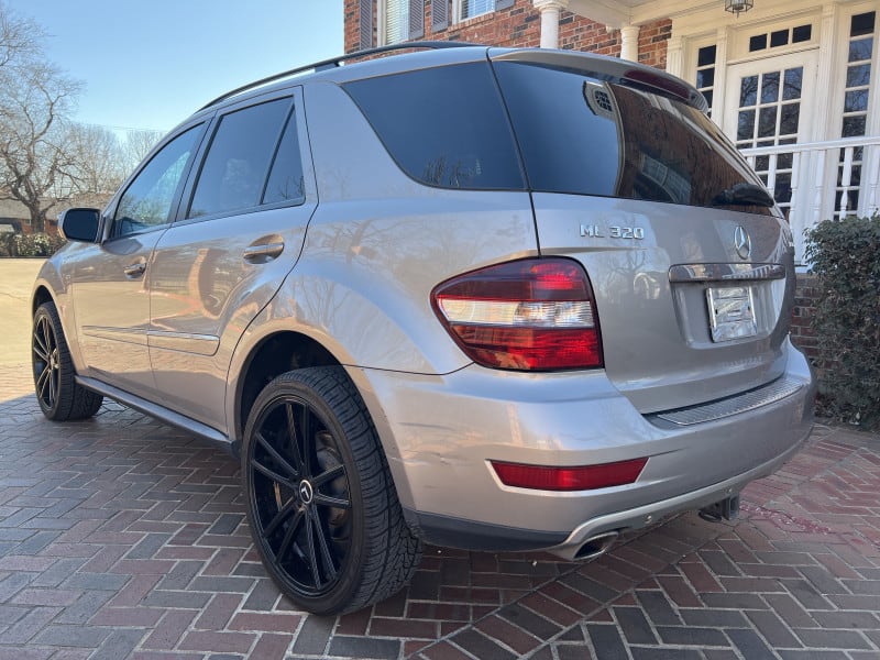 Mercedes-Benz M-Class 2009 price $7,998