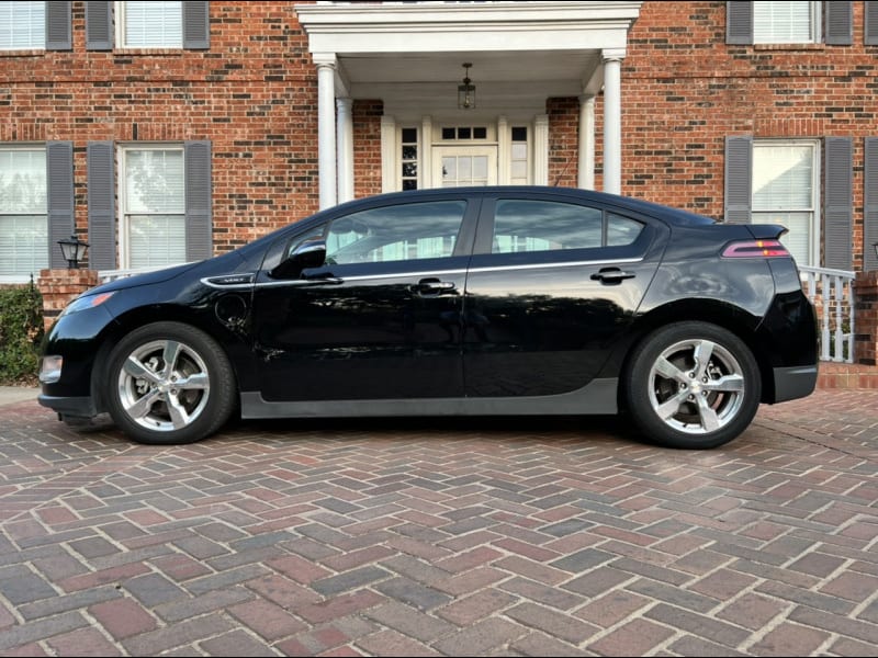 Chevrolet Volt 2014 price $10,998