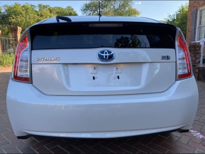 Toyota Prius 2013 price $12,998