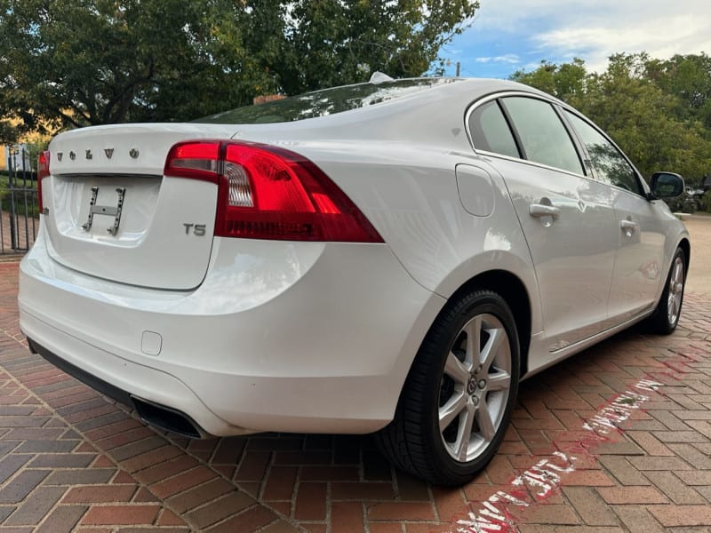 Volvo S60 2016 price $9,998