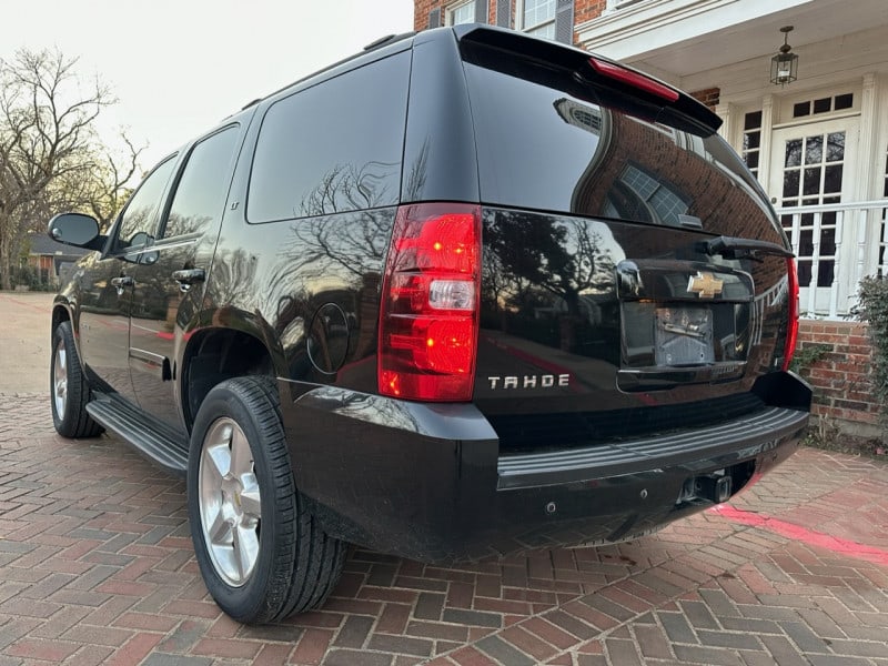 Chevrolet Tahoe 2011 price $9,998