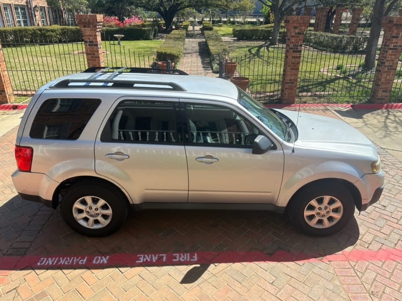 Mazda Tribute 2010 price $5,498