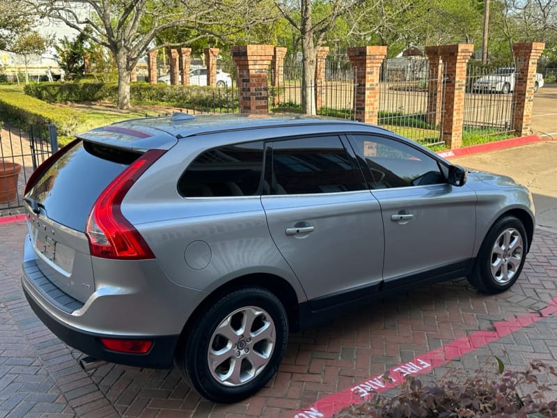 Volvo XC60 2013 price $6,998