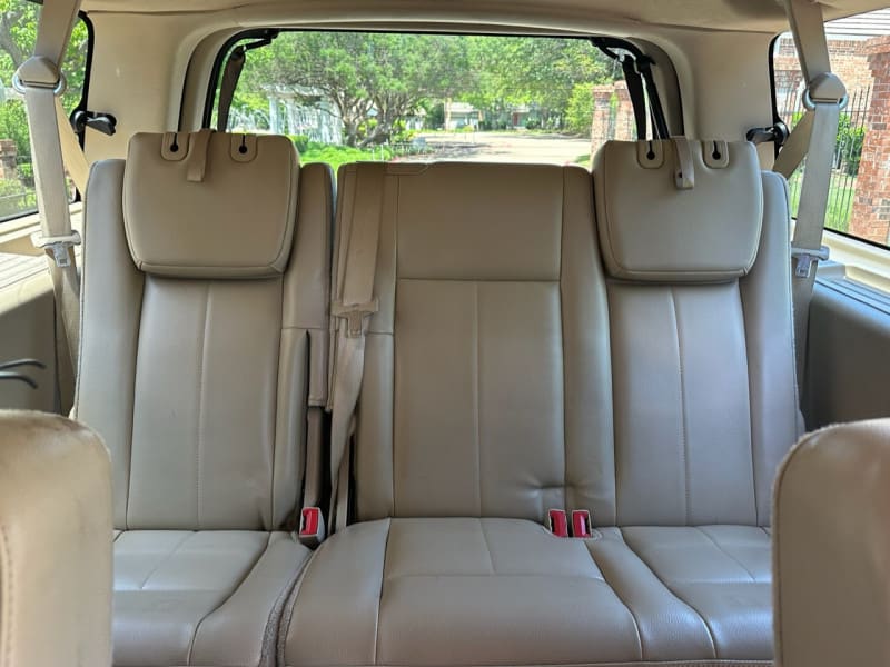 Ford Expedition EL 2010 price $7,798