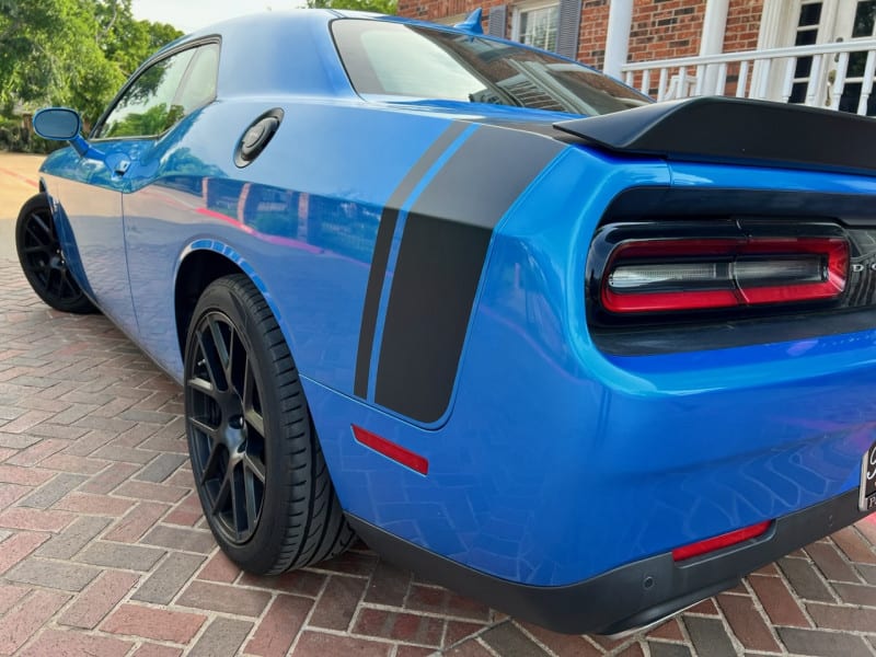 Dodge Challenger 2015 price $24,998