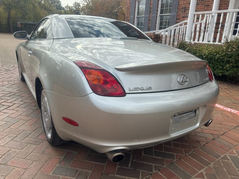 Lexus SC 430 2002 price $12,998