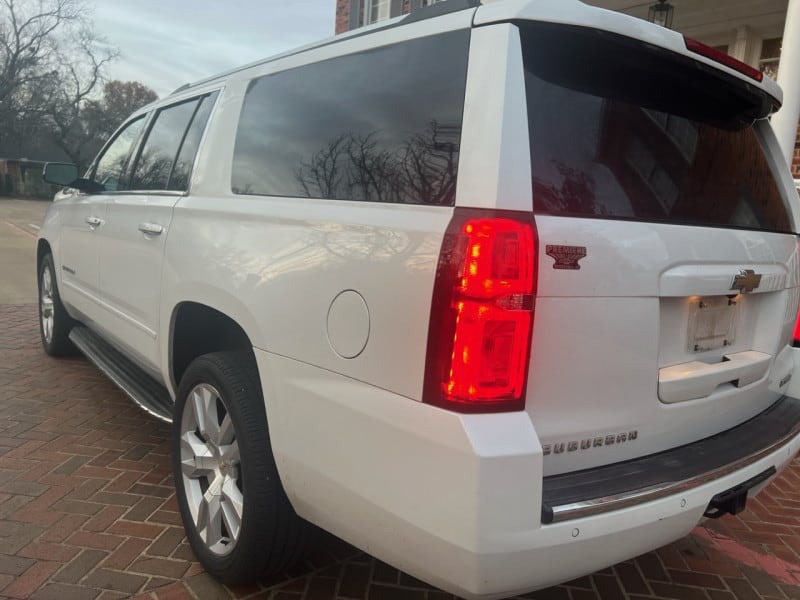 Chevrolet Suburban 2017 price $19,998