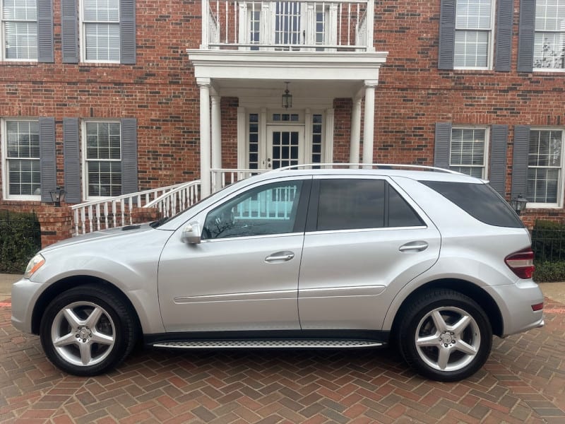 Mercedes-Benz M-Class 2009 price $9,998