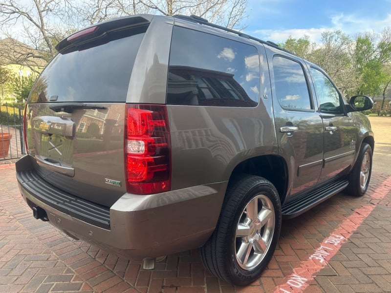 Chevrolet Tahoe 2011 price $10,998