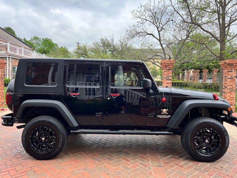 Jeep Wrangler Unlimited 2009 price $13,998