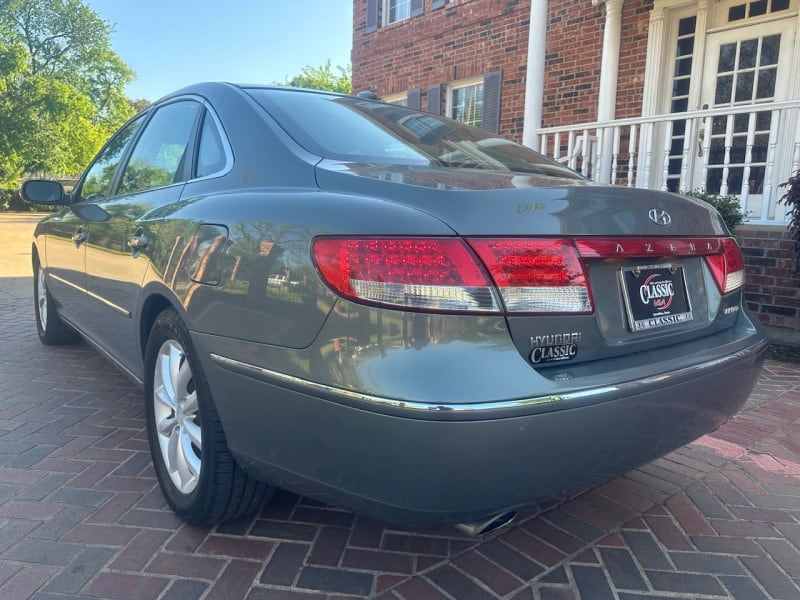 Hyundai Azera 2008 price $6,998