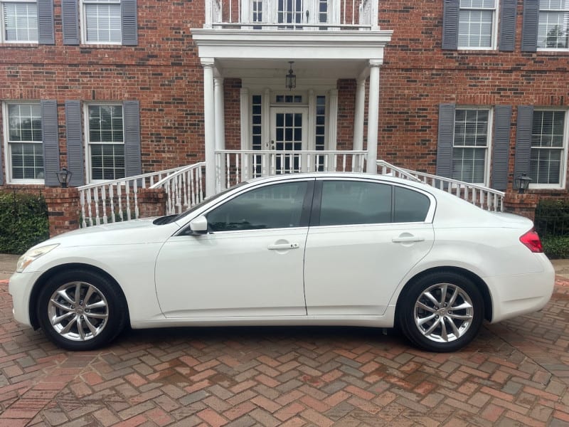 Infiniti G37 Sedan 2009 price $7,998