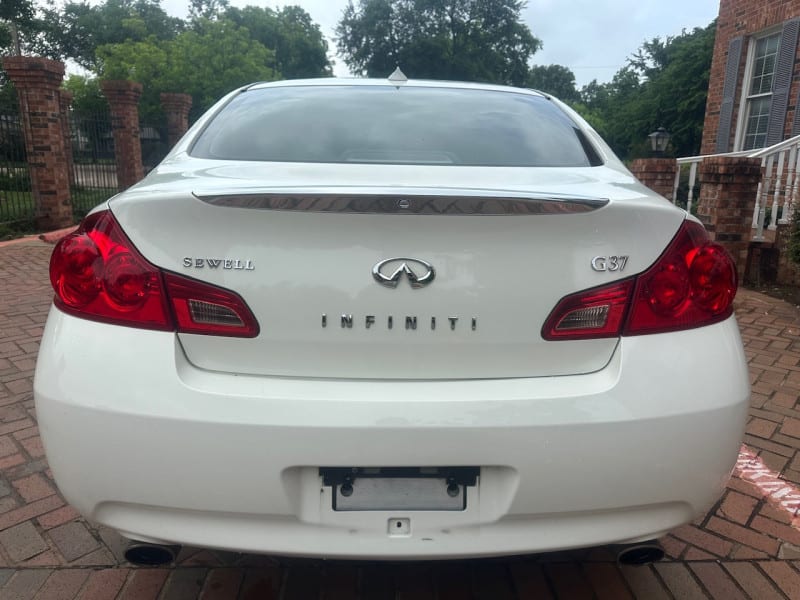 Infiniti G37 Sedan 2009 price $7,998