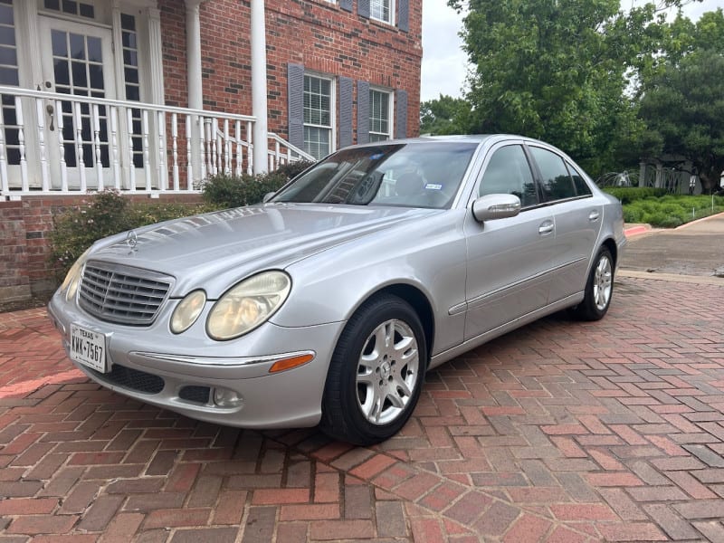 Mercedes-Benz E-Class 2004 price $2,998