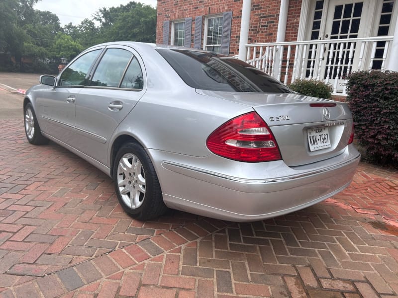 Mercedes-Benz E-Class 2004 price $2,998