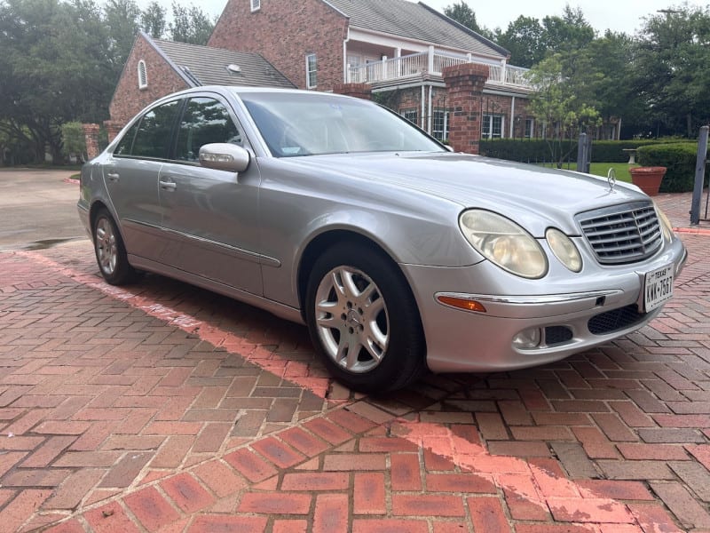 Mercedes-Benz E-Class 2004 price $2,998