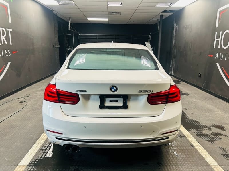 BMW 3 Series 2017 price $16,995