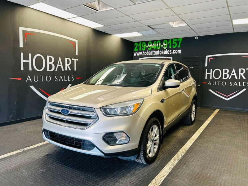 Ford Escape 2017 price $14,135