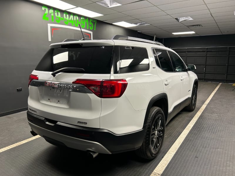 GMC Acadia 2018 price $19,550