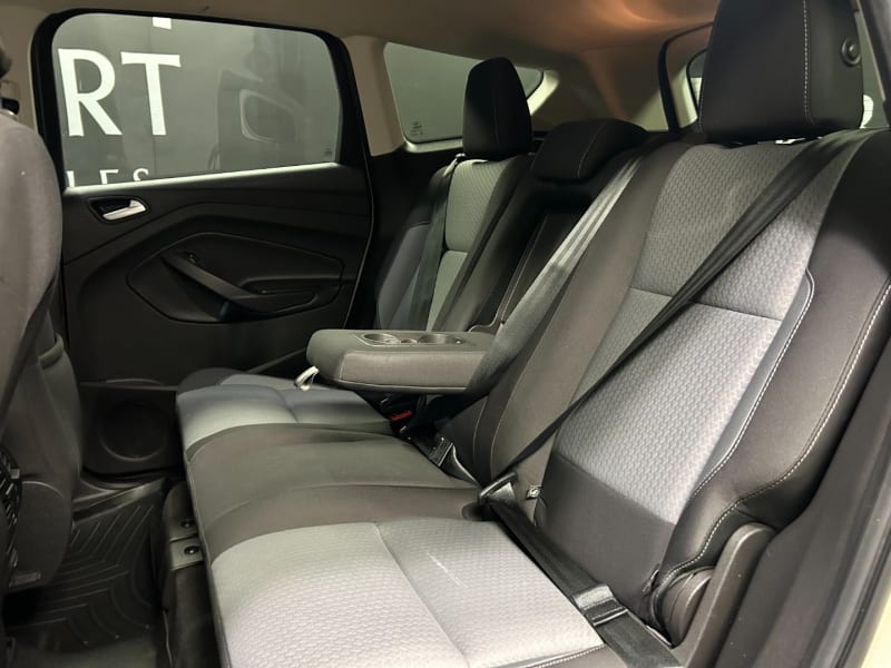 Ford Escape 2018 price $13,850