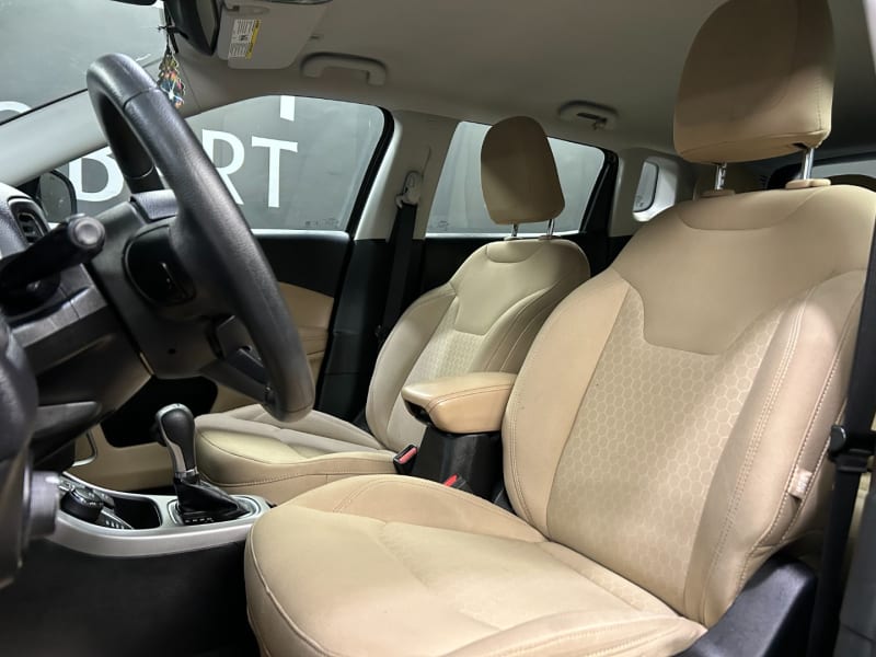 Jeep Compass 2018 price $16,200