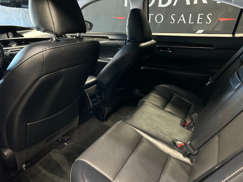 Lexus ES 2016 price $20,360