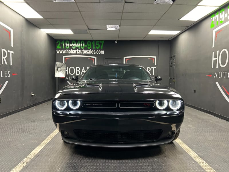 Dodge Challenger 2017 price $21,935