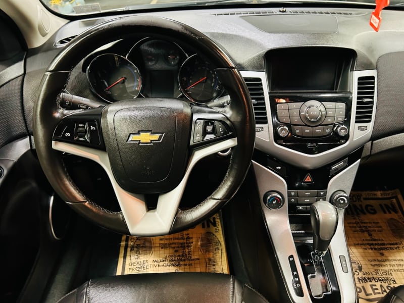 Chevrolet Cruze 2015 price $11,830