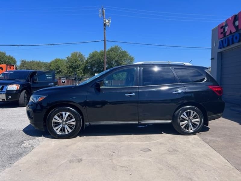 Nissan PATHFINDER 2017 price $17,500