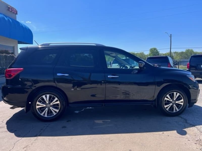 Nissan PATHFINDER 2017 price $17,500