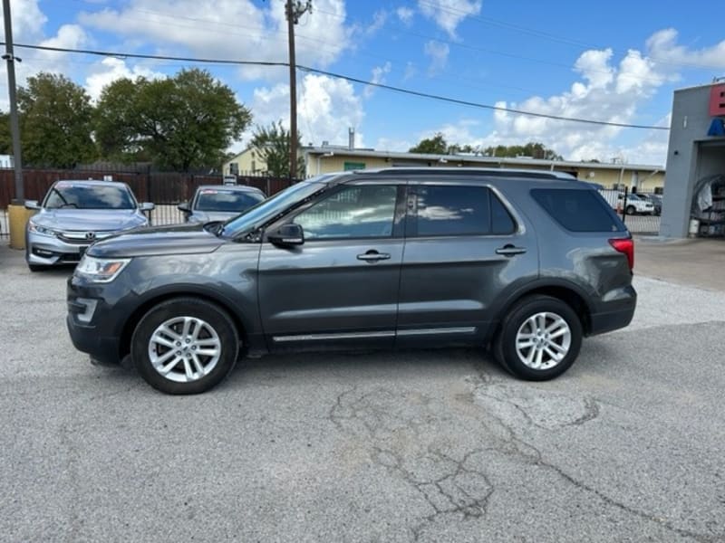 Ford Explorer 2017 price $22,000