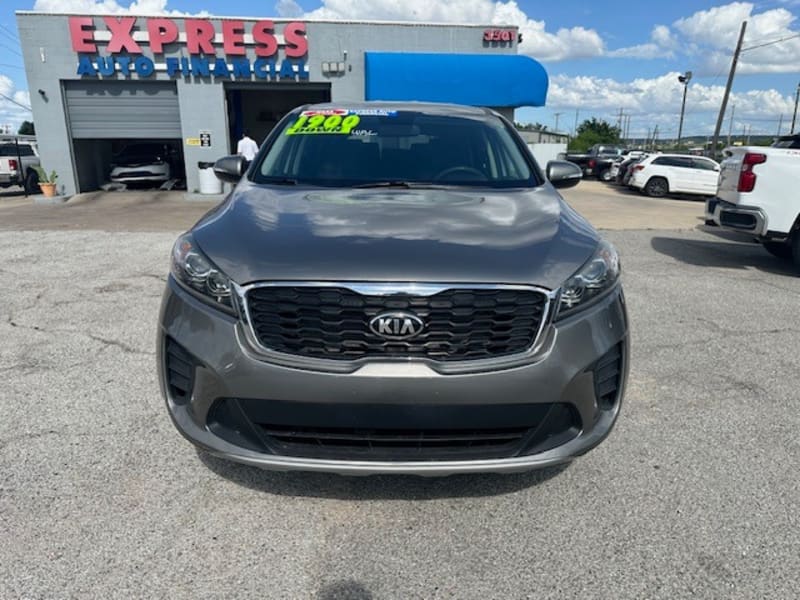 Kia Sorento 2019 price $20,000