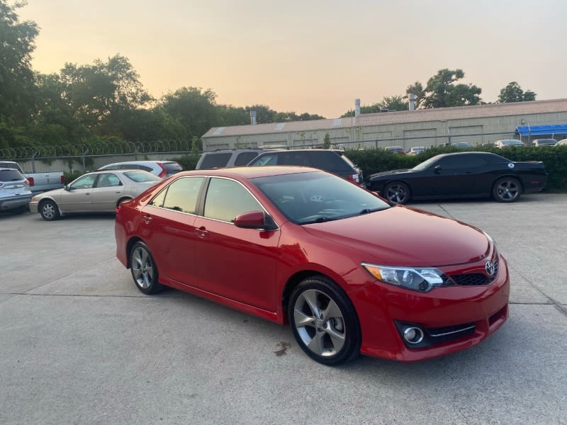 Toyota Camry 2012 price $11,999