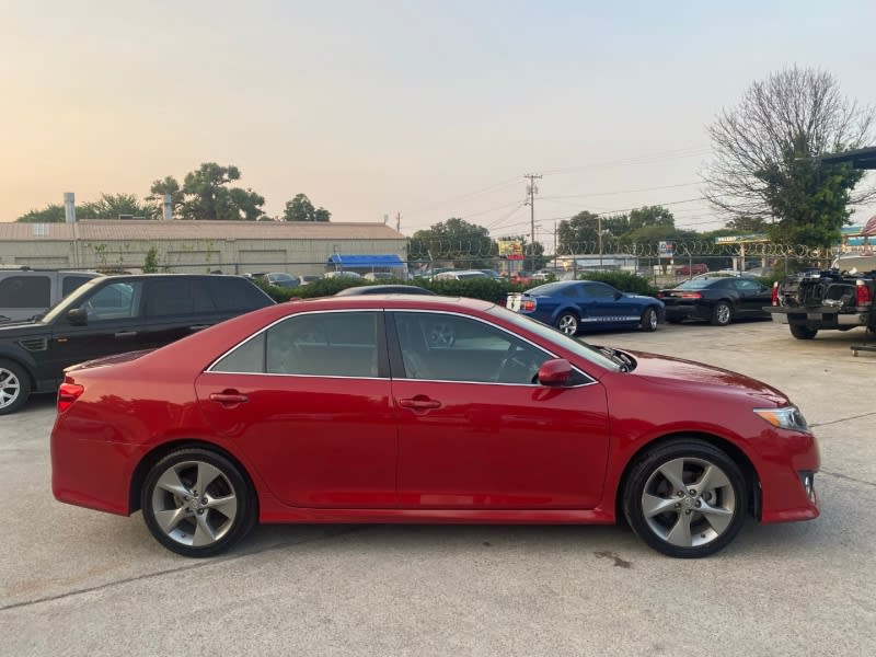 Toyota Camry 2012 price $11,999