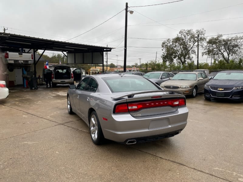 Dodge Charger 2014 price $14,999