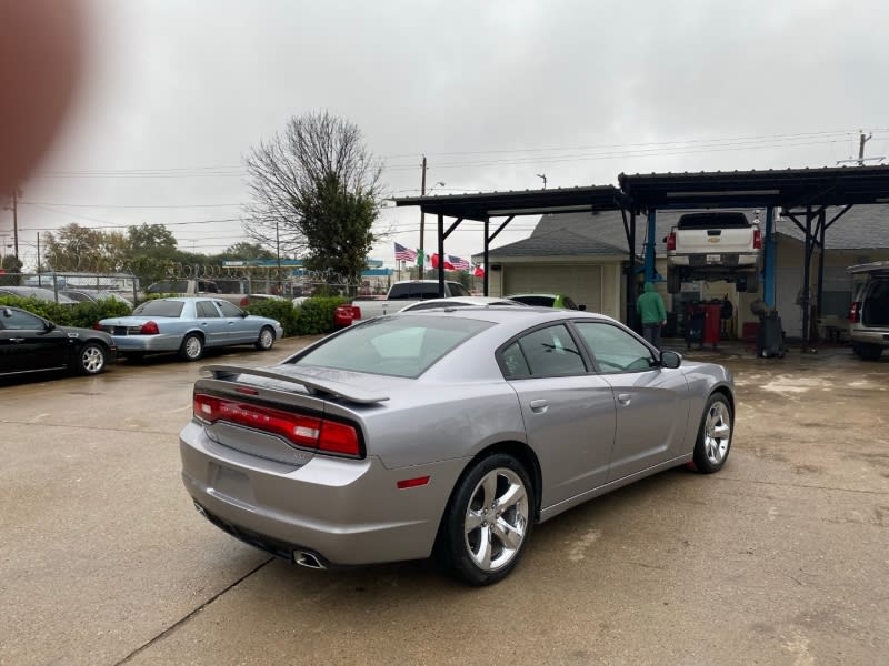 Dodge Charger 2014 price $14,999