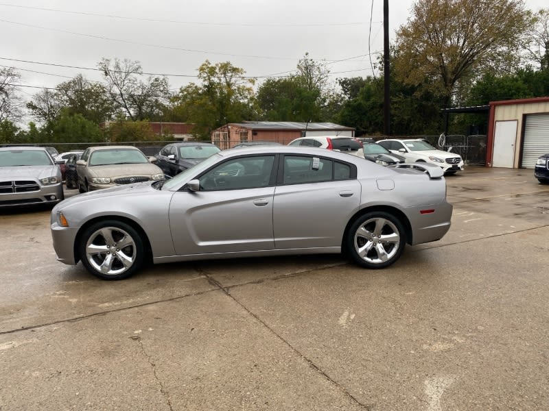 Dodge Charger 2014 price $14,999