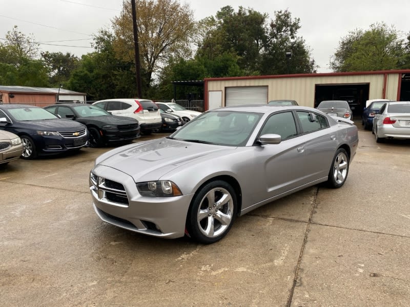 Dodge Charger 2014 price $14,999