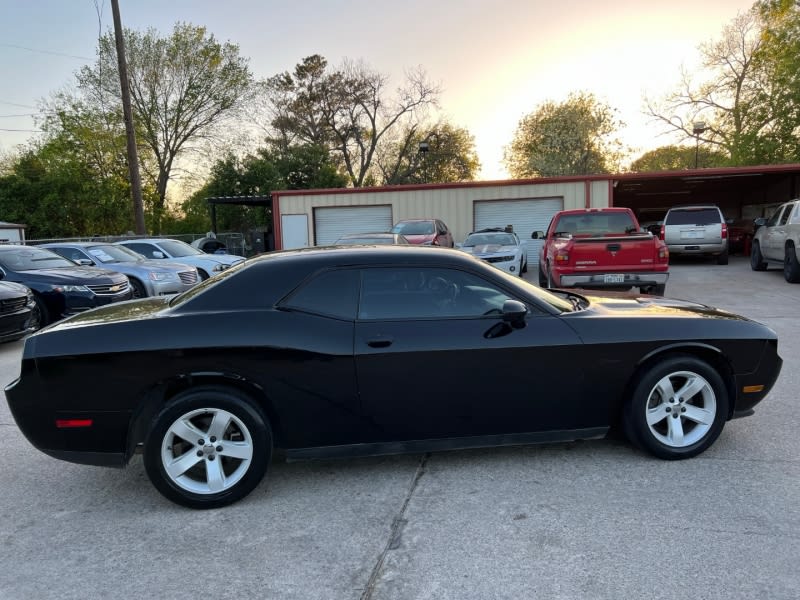 Dodge Challenger 2014 price $16,500