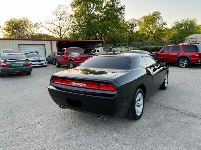 Dodge Challenger 2014 price $16,500