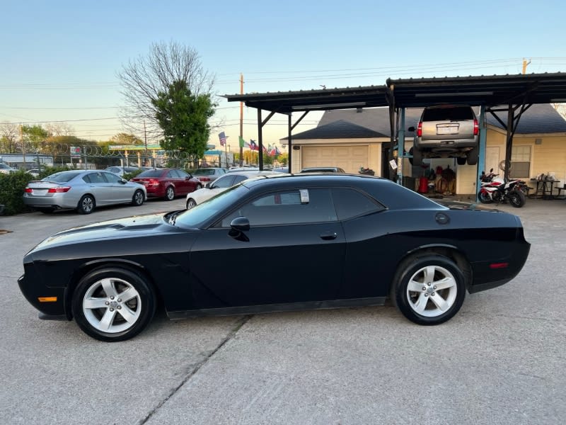 Dodge Challenger 2014 price $16,500