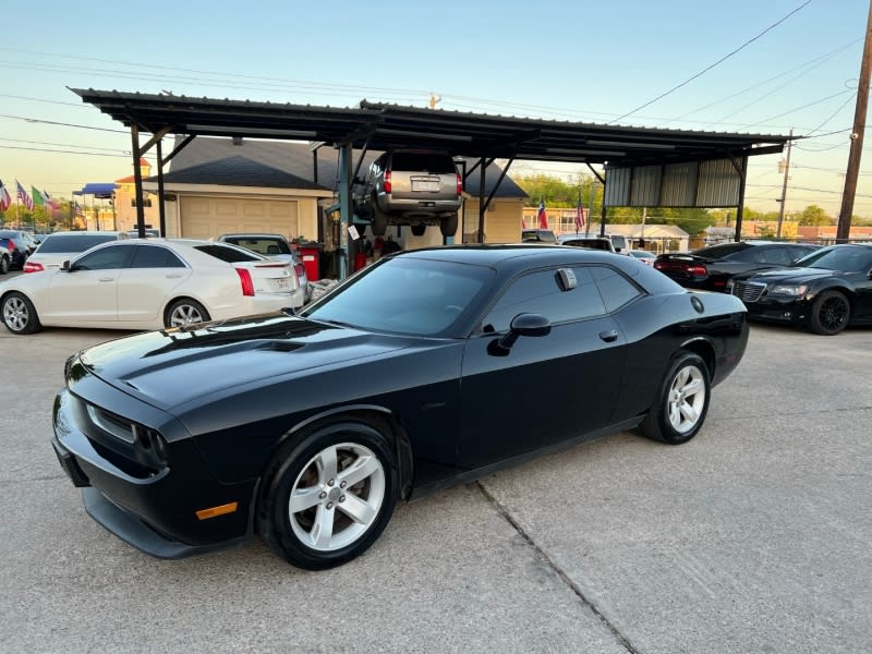 Dodge Challenger 2014 price $16,500