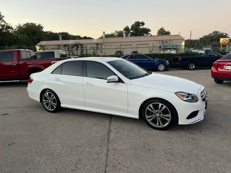 Mercedes-Benz E-Class 2016 price $27,000