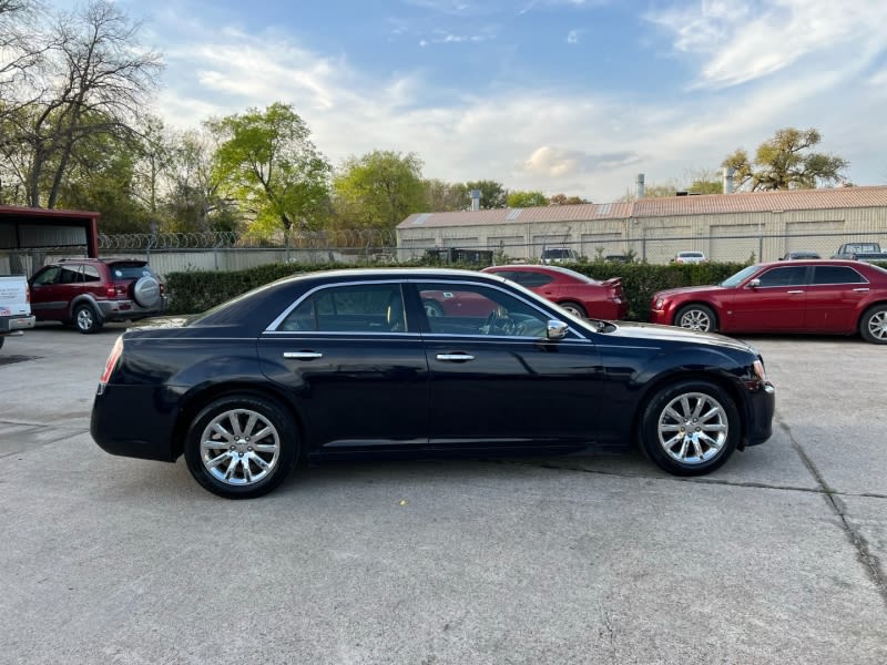 Chrysler 300 2012 price $10,500