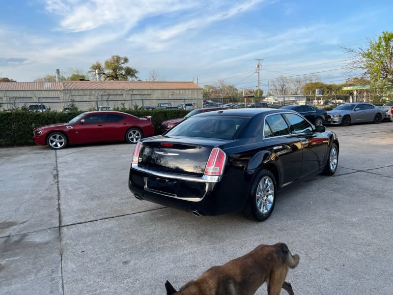 Chrysler 300 2012 price $10,500