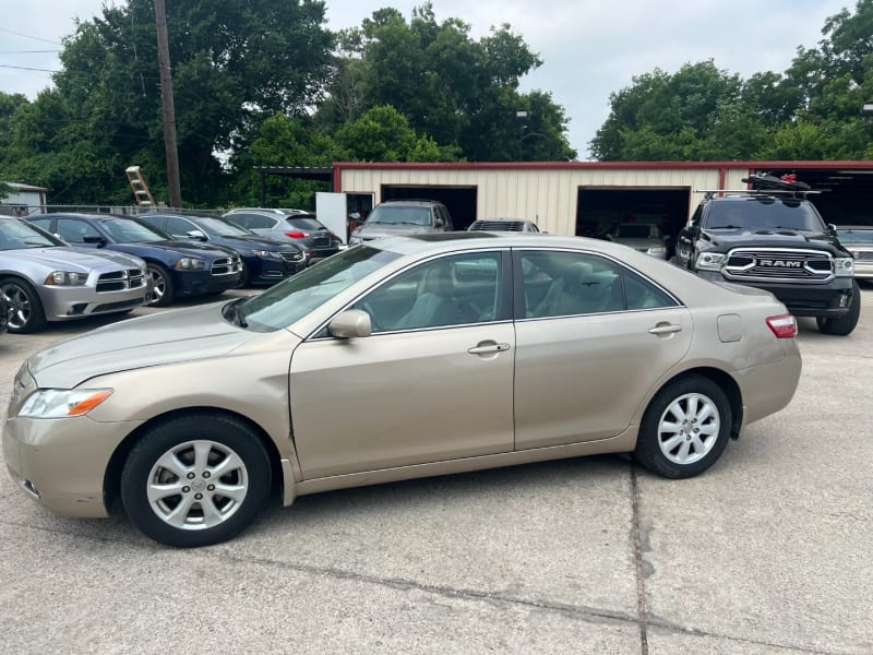 Toyota Camry 2007 price $8,500