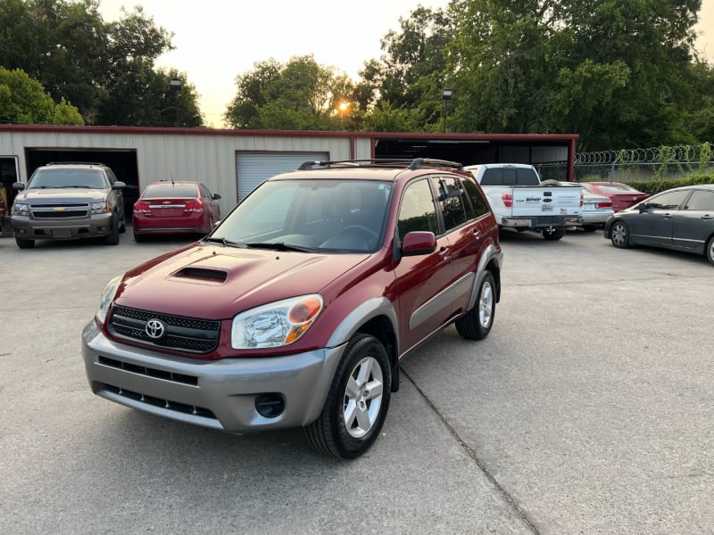 Toyota RAV4 2004 price $8,500